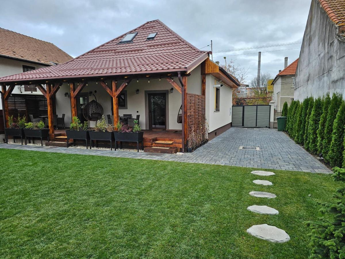 Arbor Inn Braşov Exteriör bild